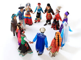 贵州黔西南双乳峰景区