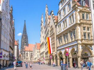 普林齐帕尔集市广场