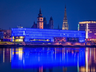 兰多斯艺术博物馆