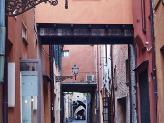 Via delle Volte街道