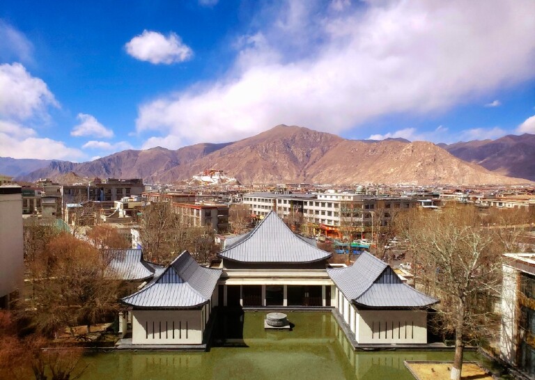 拉萨瑞吉度假酒店