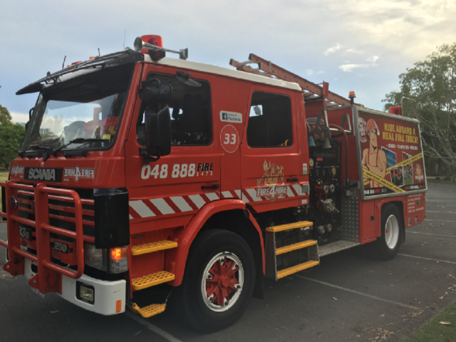 纯玩无购物,悉尼歌剧院入内参观,,欢乐家庭跑,,鸭子船,消防车体验