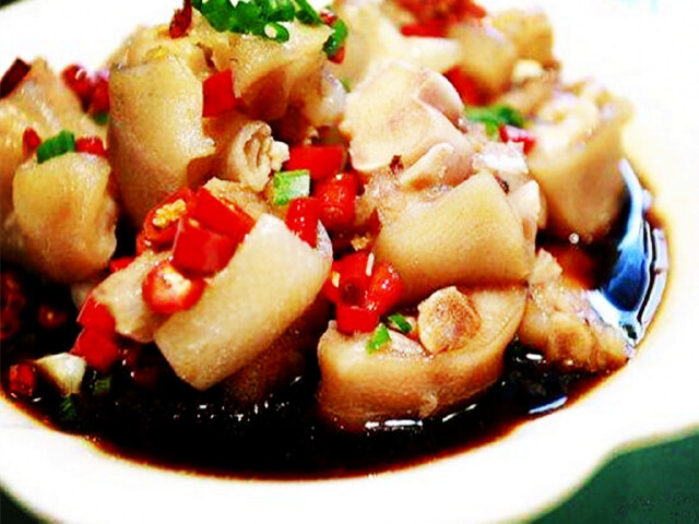  长春伪皇宫-长白山-镜泊湖-五大连池-扎龙湿地-哈尔滨双飞8日游>24人