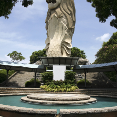 merlion statue sybol of singapore city state on sentosa island