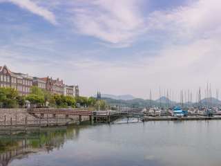 豪斯登堡荷兰城