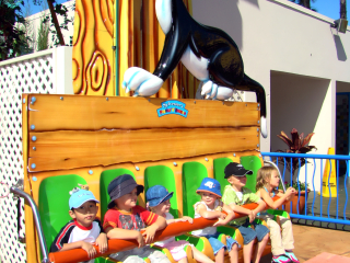 华纳兄弟电影世界主题公园