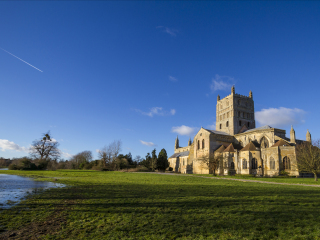蒂克斯伯里修道院