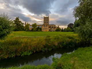 蒂克斯伯里修道院