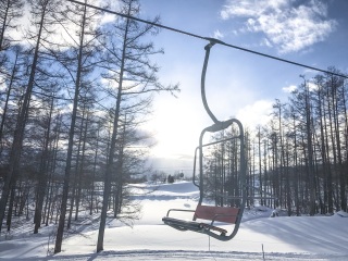 新雪谷东山滑雪场