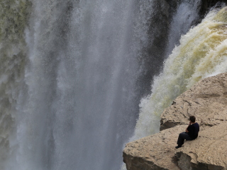 双子瀑布峡地区公园