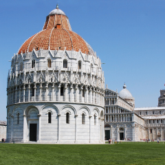 the general view of pisa Cathedral