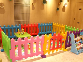 南京翠屏新港假日酒店