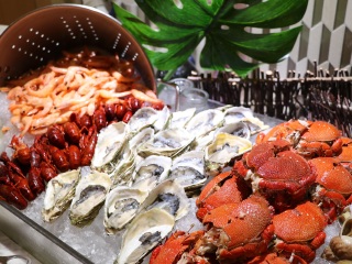 南京翠屏新港假日酒店