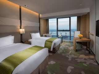 南京翠屏新港假日酒店