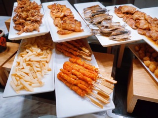 南京翠屏新港假日酒店