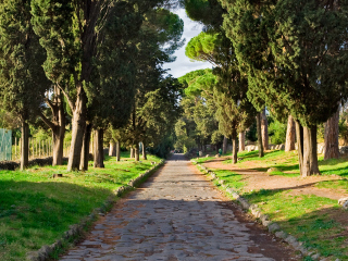 女王之路与地下墓穴