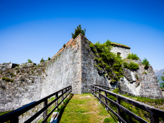 阿尔卑斯的长城