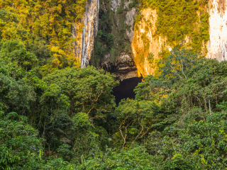 姆鲁山国家公园
