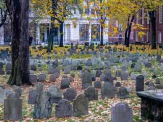 波士顿老谷仓墓地