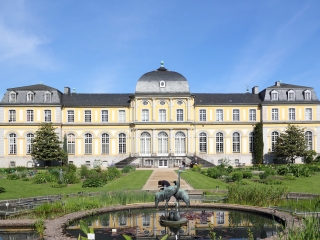 泡波尔斯多夫宫