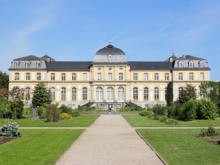 泡波尔斯多夫宫