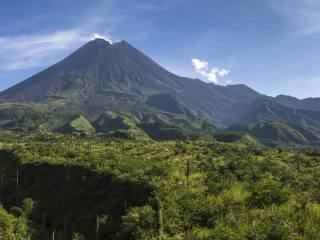 默拉皮火山