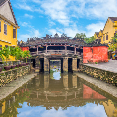 Japanese Covered Bridge, also called Lai Vien Kieu