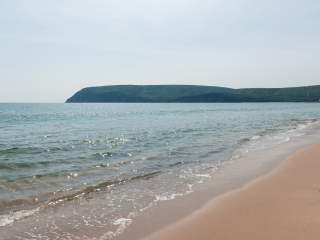 英戈尼什比齐海滩