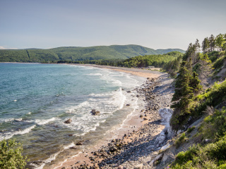 英戈尼什比齐海滩