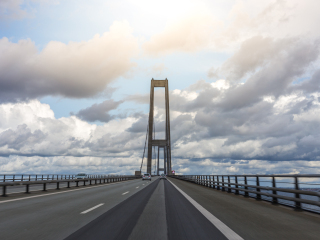 大贝尔特海峡大桥