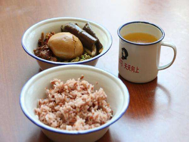 福建龙岩古田会址冠豸山长汀红色教育穿红军装吃红军饭忆苦思甜重走