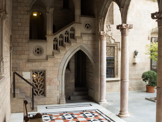 加泰罗尼亚管区宫