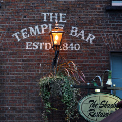 DUBLIN - IRELAND : TEMPLE BAR
