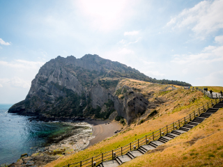 城山日出峰