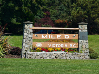 1号公路零公里起点纪念碑