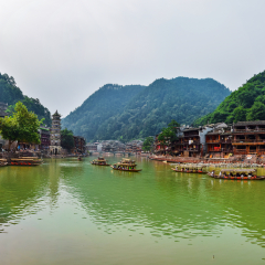 Fenghuang Ancient City, Minjiang River