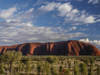乌鲁鲁卡塔丘塔国家公园