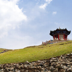 中国青海西宁日月山宗教风景