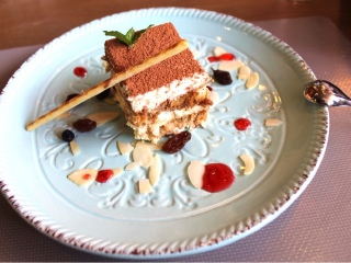 黑暗料理龙虾牛排坊