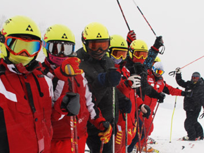 拼车-哈尔滨-亚布力滑雪-温泉酒店周边两日游 
