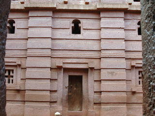 拉利贝拉岩石教堂