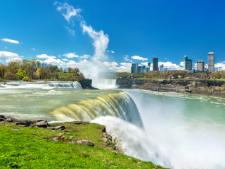 尼亚加拉瀑布城