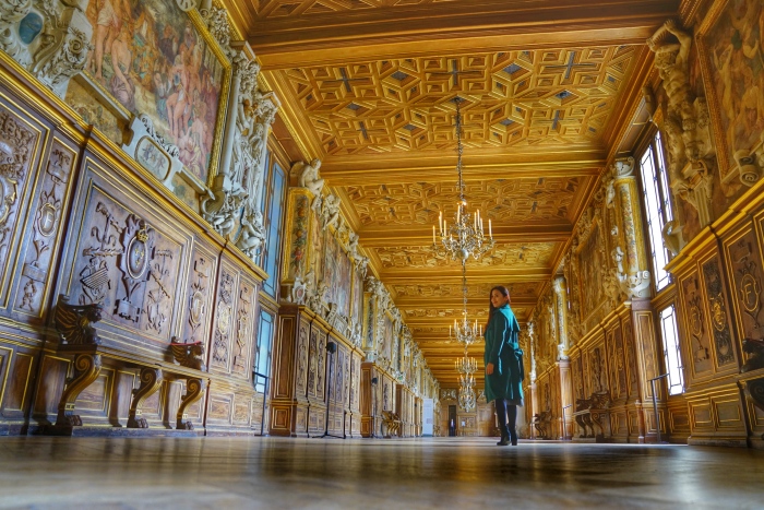 在枫丹白露的弗朗索瓦一世长廊驻足