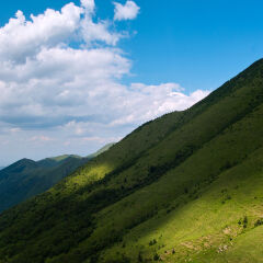 小五台山风光 Fleecy clouds over mountains