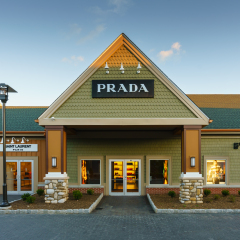 WOODBURY, NEW YORK - OCT 26 : Prada factory outlet store at Woodbury Common Premium Outlet on Oct 26, 2016 in Woodbury, New York, USA.