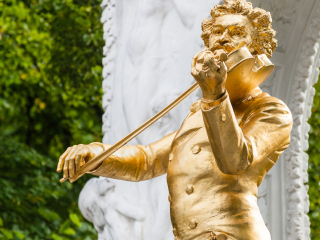 约翰施特劳斯塑像