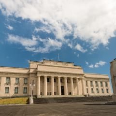 wide angle view of Auckland War Memorial Museum