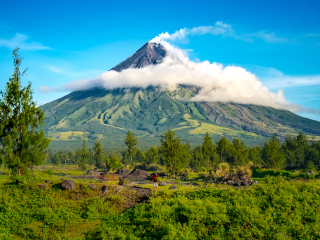 马荣火山