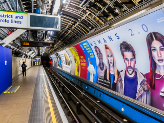 伦敦维多利亚车站