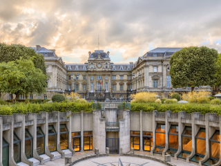 阿尔勒共和广场